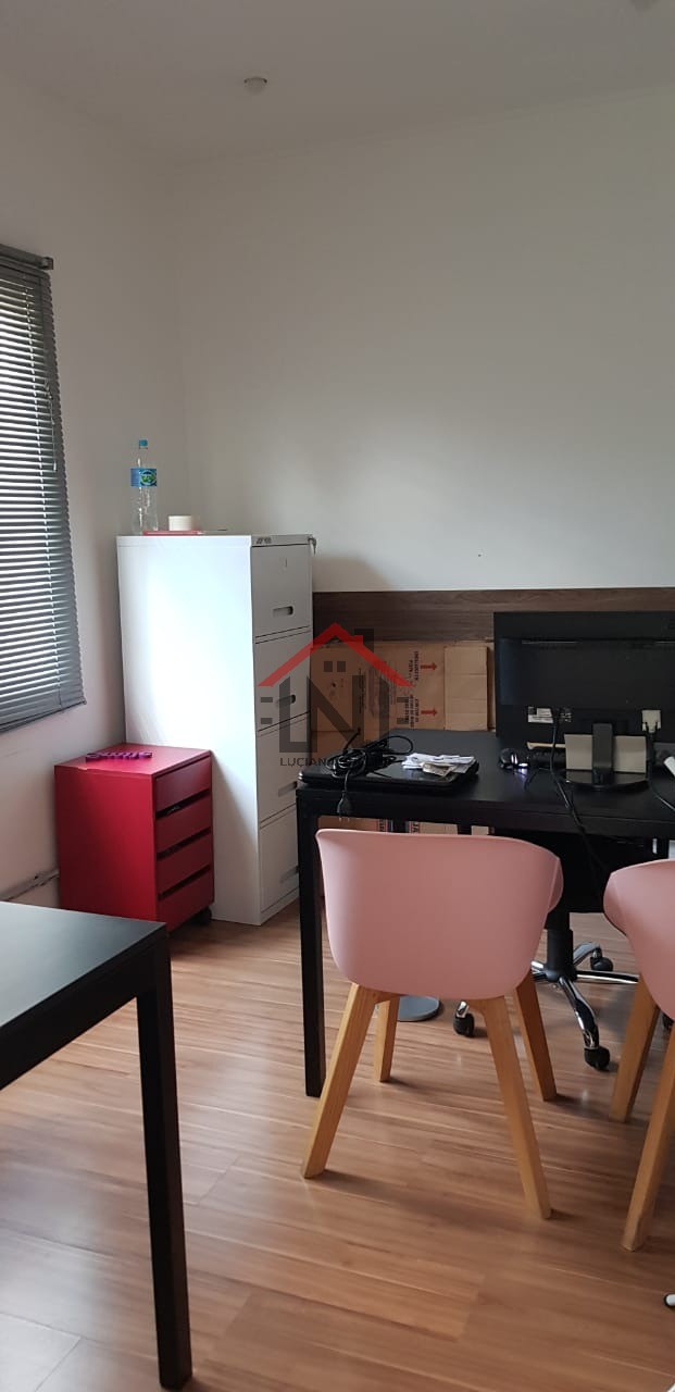Casa Comercial para Locação em Pinheiros, São Paulo-SP: 2 Salas, 2 Banheiros, 100m² de Área