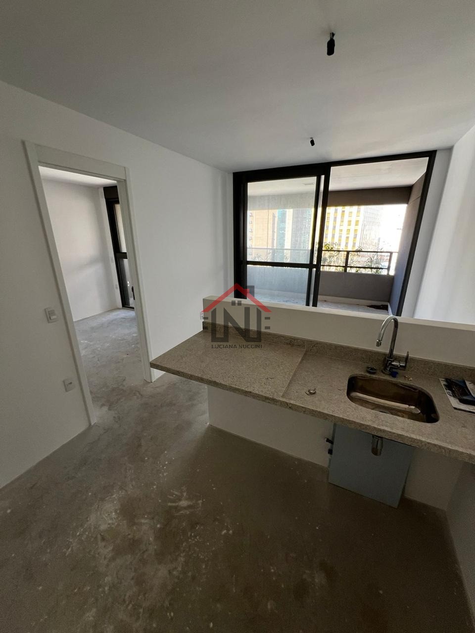 Apartamento à venda no Itaim Bibi, São Paulo-SP: 1 quarto, 1 suíte, 2 banheiros, 1 vaga - 44 m²!