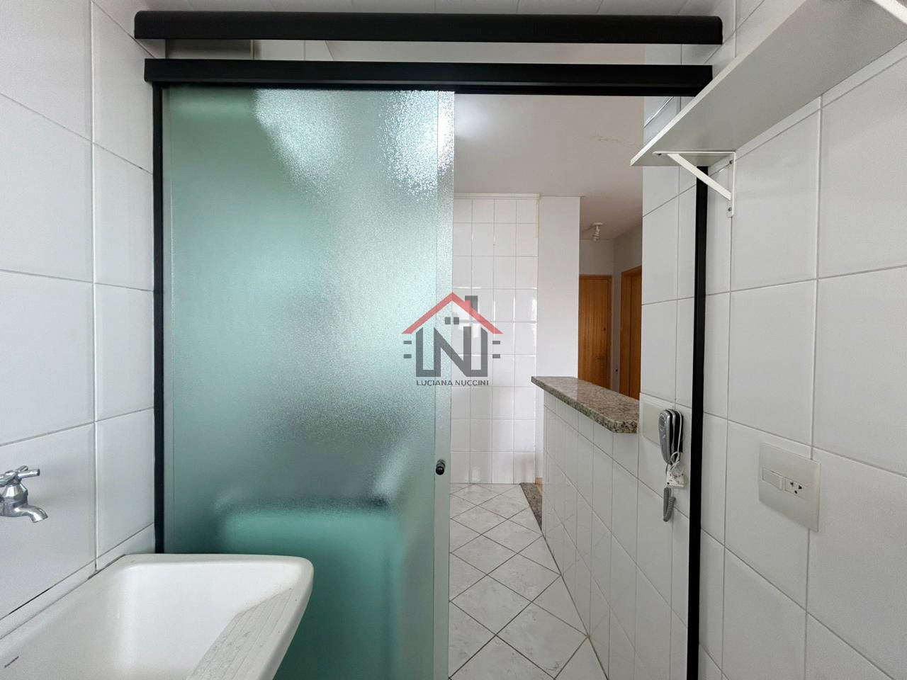 Apartamento para locação na Vila Mariana, São Paulo-SP: 1 quarto, 1 banheiro, 1 vaga, 45m² de área. Venha conferir!