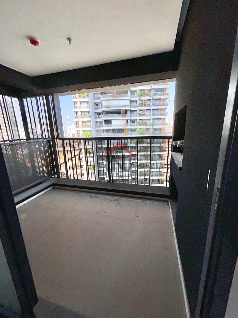 Apartamento à venda em São Paulo-SP, Jardim das Acácias: 3 quartos, 1 suíte, 2 banheiros, 105m², 2 vagas de garagem.