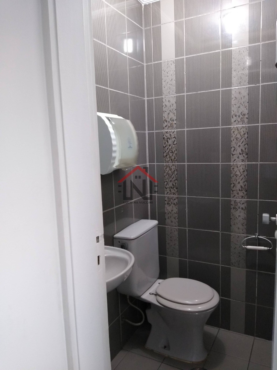 Conjunto Comercial de Alto Padrão Para Locação no Jardim Paulista, São Paulo-SP: 1 Sala, 3 Banheiros, 2 Vagas, 80,21 m².