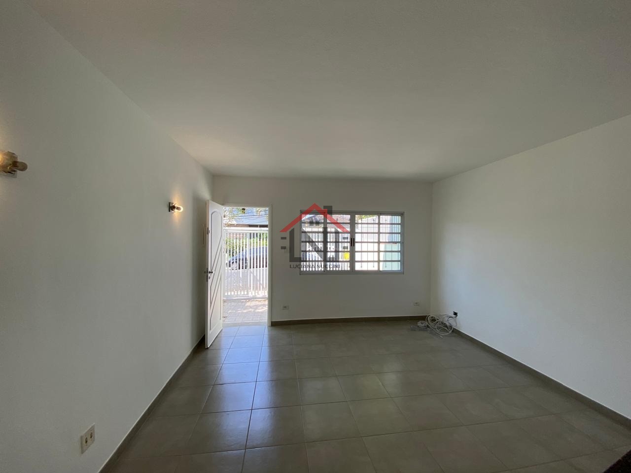 Casa para locação no Planalto Paulista, São Paulo-SP: 2 quartos, 1 sala, 2 banheiros, 1 vaga de garagem.