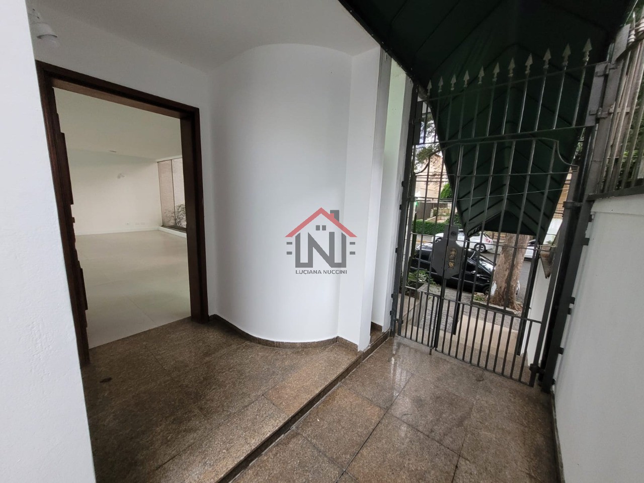 Excelente oportunidade de locação: Casa comercial com 7 quartos e 330m² no Planalto Paulista, São Paulo-SP!