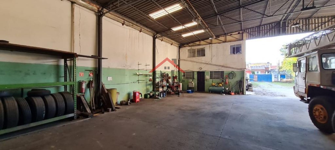 Galpão Industrial na Vila Moraes, São Paulo-SP: Venda ou Locação - 1 Banheiro e 1.623,00 m² de Área