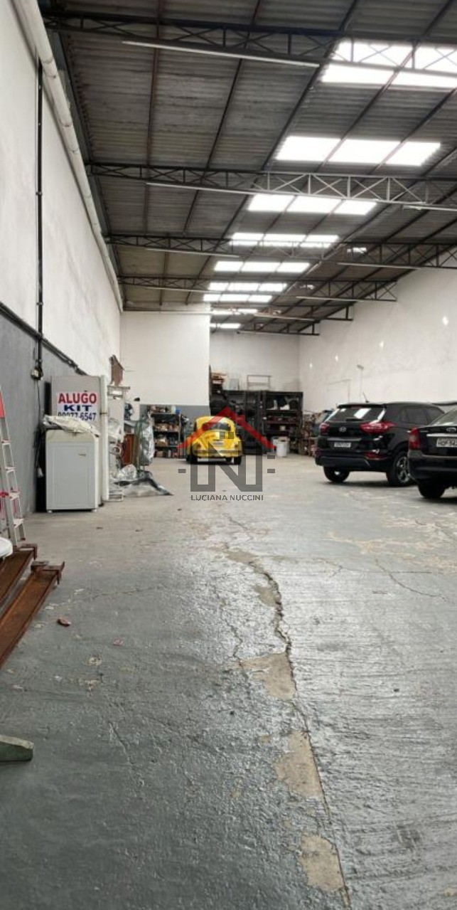 Galpão Comercial para Locação em São Paulo-SP, no Cambuci, com 1 Sala, 1 Banheiro e 350 m² de Área