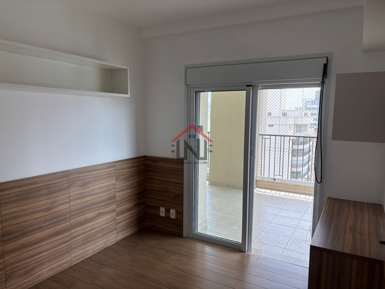 Apartamento Industrial de Luxo no Campo Belo - 4 Quartos, 4 Suítes, 6 Banheiros, 4 Vagas, 223m² - Venda ou Locação em SP