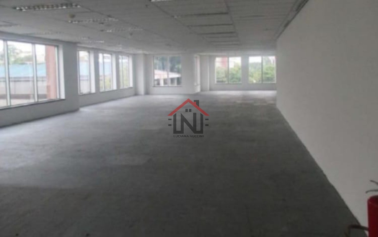 Conjunto Comercial de Alto Padrão com 22 vagas de garagem na Chácara Santo Antônio, São Paulo-SP: 935,40 m² de Área.