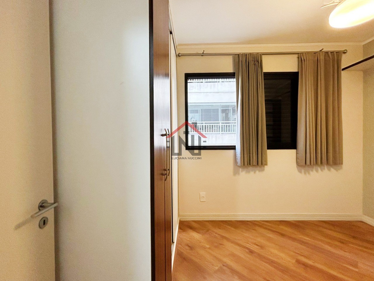 Apartamento para locação na Vila Cordeiro, São Paulo-SP: 3 quartos, 1 suíte, 2 vagas, 102m² de área.