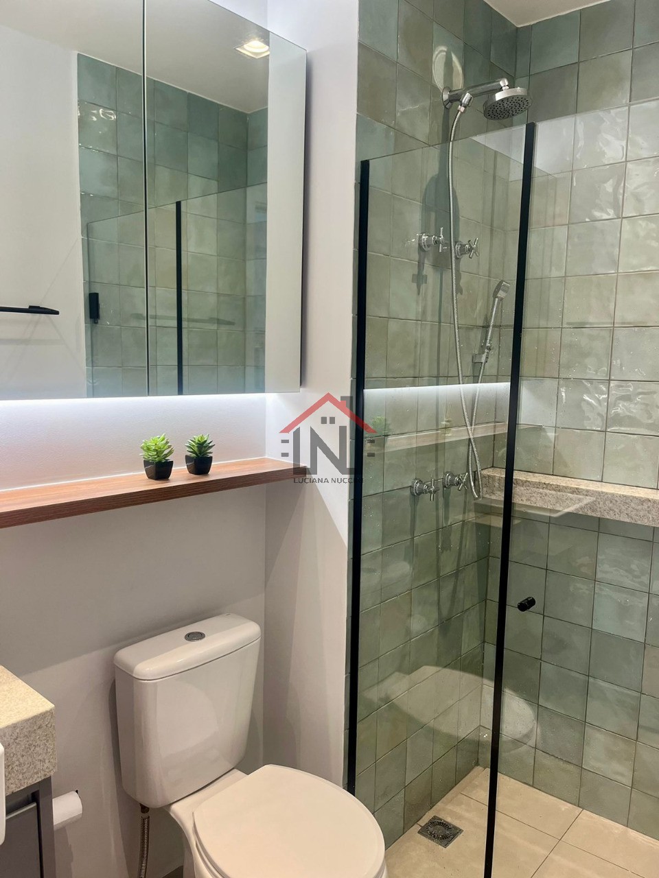 Aluguel de Sítio em Moema, São Paulo-SP: 1 quarto, 1 banheiro, 32m² de área. Venha conferir!