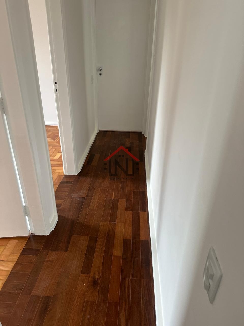 Apartamento de Luxo em Higienópolis, São Paulo-SP: 3 Quartos, 1 Suíte, 2 Banheiros, 2 Vagas de Garagem, 105m² de Área