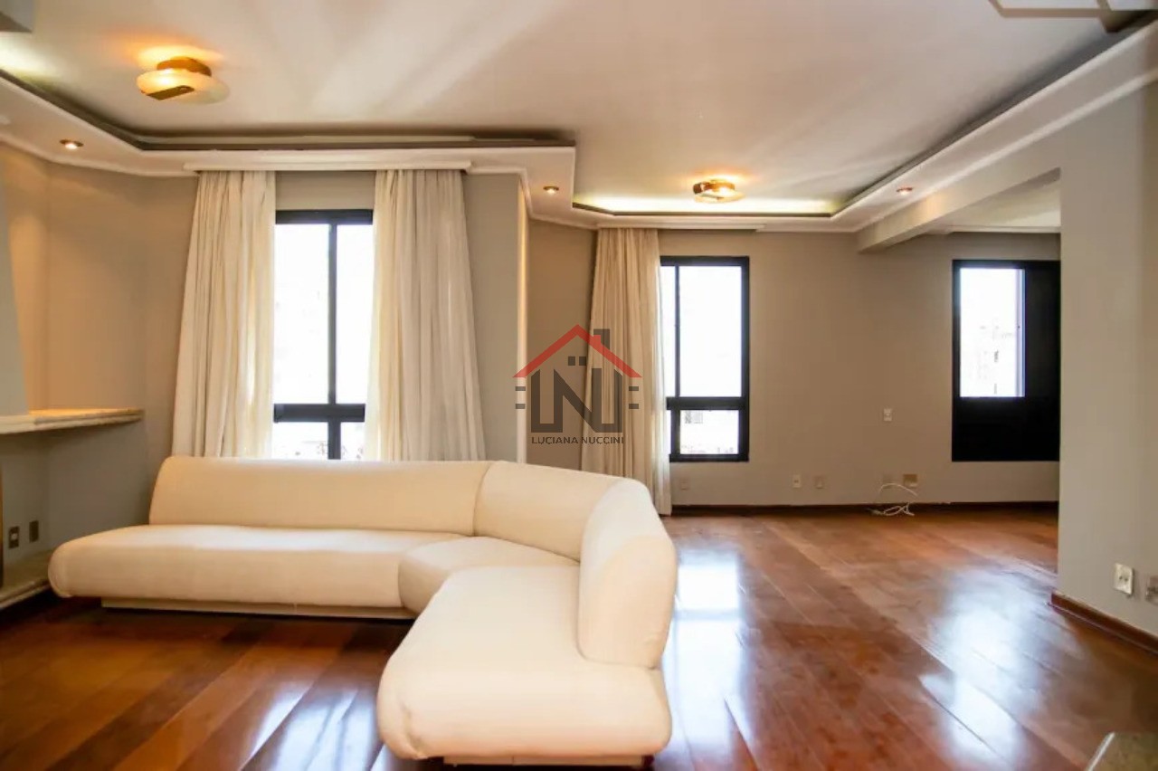 Apartamento de Luxo para Locação na Vila Uberabinha, São Paulo-SP: 3 Quartos, 3 Suítes, 1 Sala, 4 Banheiros, 2 Vagas, 195m².