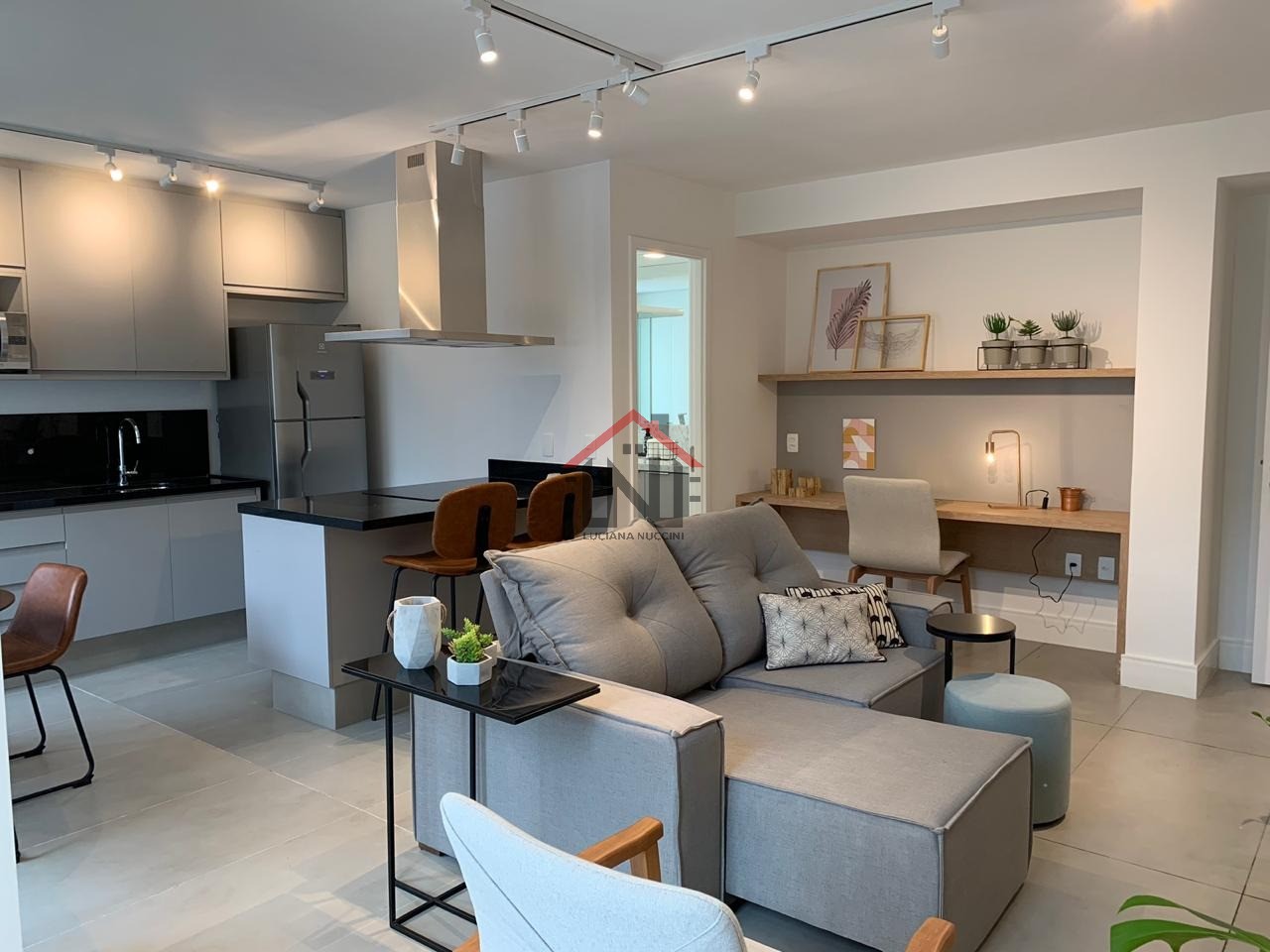 Imperdível apartamento à venda ou locação no Jardim Paulista, São Paulo-SP: 1 quarto, 1 suíte, 2 banheiros, 2 vagas, 85,83m².