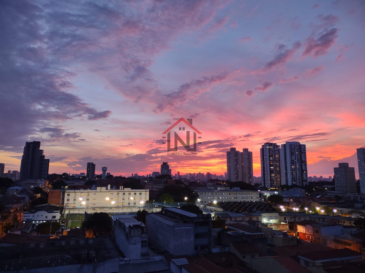 Apartamento à venda em SP: 3 quartos, 1 suíte, 3 banheiros, 3 vagas. Venha conhecer na Vila Dom Pedro I!