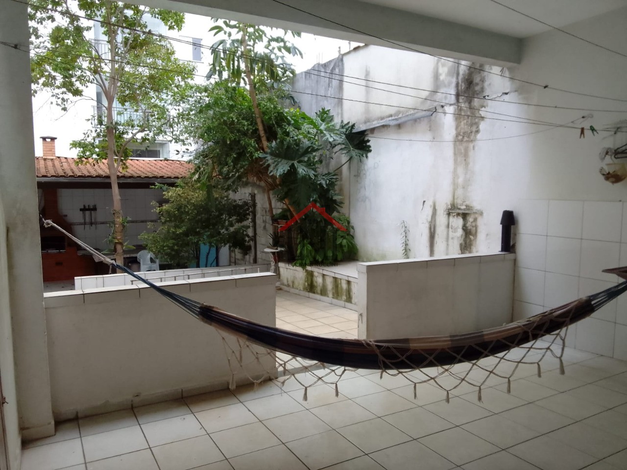 Imperdível Casa à Venda em São Paulo-SP, Bairro Ipiranga: 5 Quartos, 1 Sala, 3 Banheiros, 2 Vagas de Garagem!