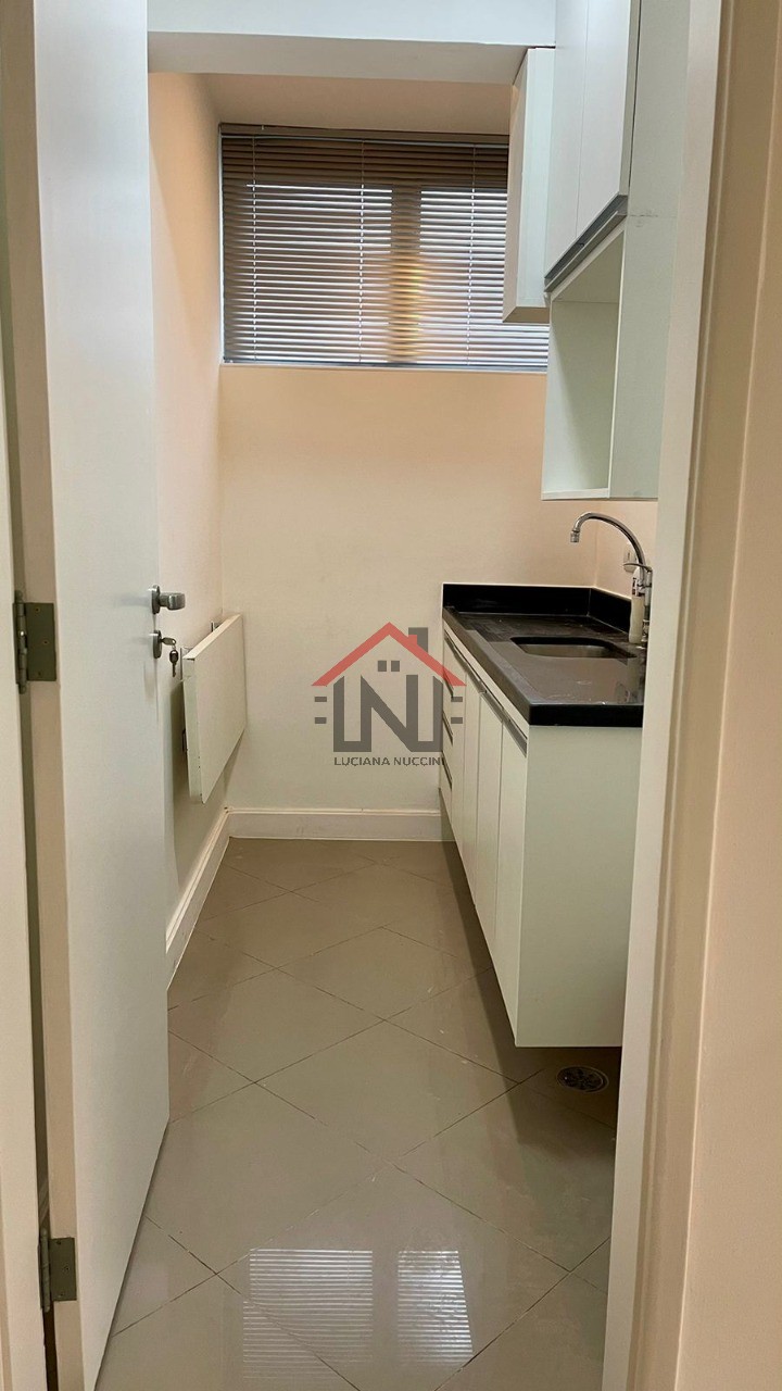 Conjunto Comercial à Venda ou Locação no Brooklin Paulista, São Paulo - 140m², 1 Sala, 1 Banheiro e 3 Vagas de Garagem