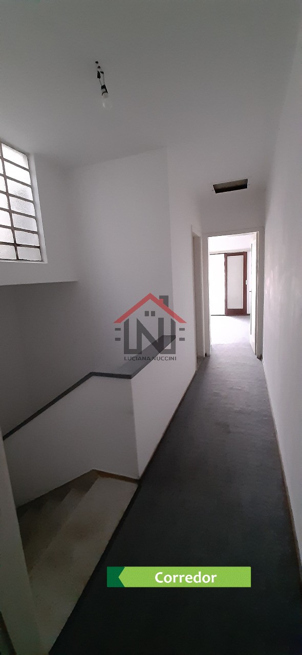 Confira esta incrível casa à venda na Vila Monumento, São Paulo-SP: 2 quartos, sala, 2 banheiros, 2 vagas de garagem, 200m².