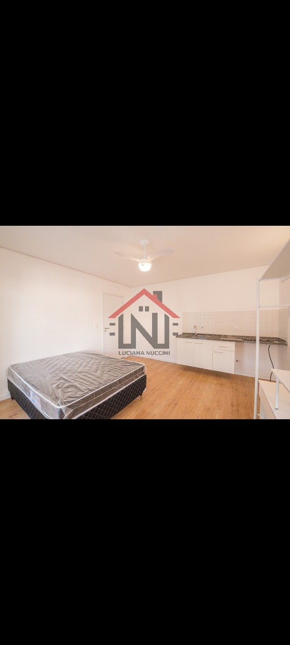 Studio para Locação na Aclimação, São Paulo-SP: 1 Quarto, 1 Sala, 1 Banheiro, 22m² de Área