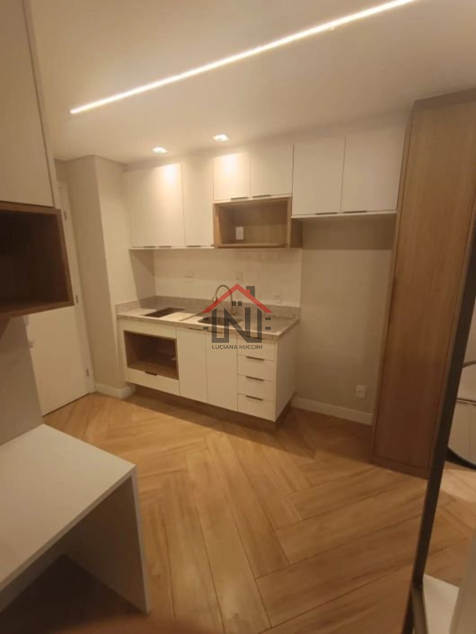 Studio de Luxo para Locação na Vila Mariana - São Paulo-SP: 1 Quarto, 1 Banheiro, 28m² no Condomínio Exclusivo