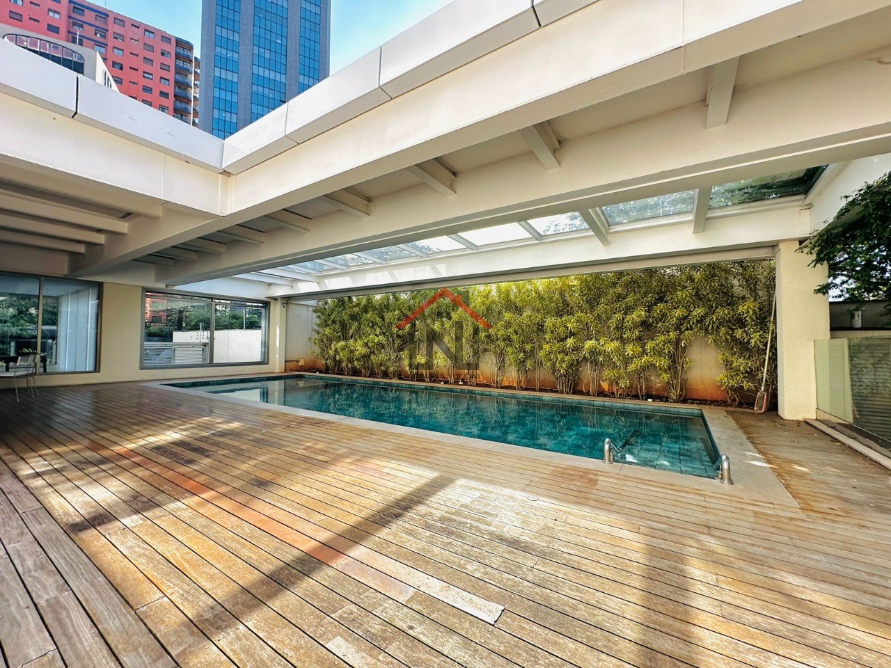Imperdível apartamento à venda ou locação no Jardim Paulista, São Paulo-SP: 1 quarto, 1 suíte, 2 banheiros, 2 vagas, 85,83m².