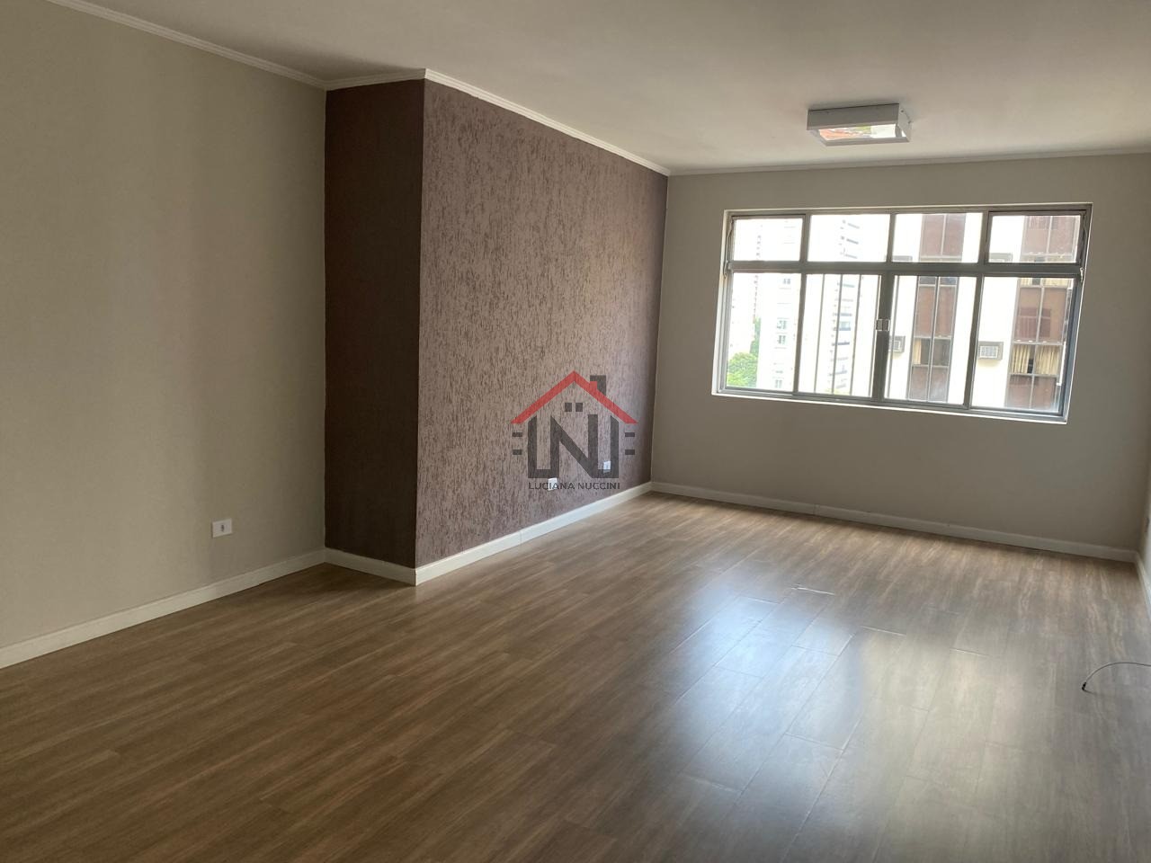 Apartamento no Jardim Paulista, São Paulo-SP: 2 quartos, sala, banheiro e vaga de garagem!