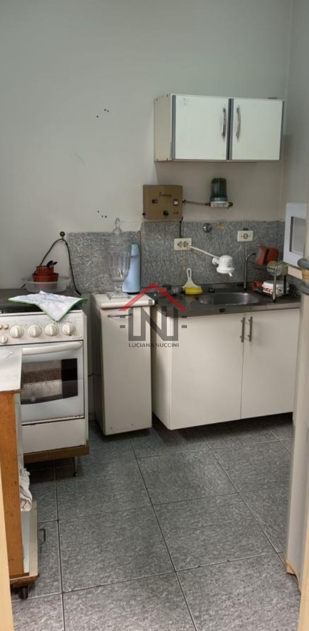 Galpão Comercial para Locação em São Paulo-SP, no Cambuci, com 1 Sala, 1 Banheiro e 350 m² de Área