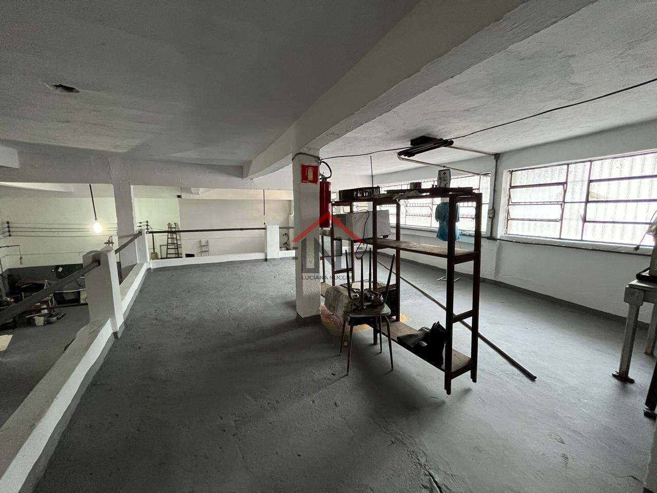 Galpão Comercial de Alto Padrão para Locação na Vila Prudente, São Paulo-SP: 4 Salas, 4 Banheiros, 689,00 m² de Área.