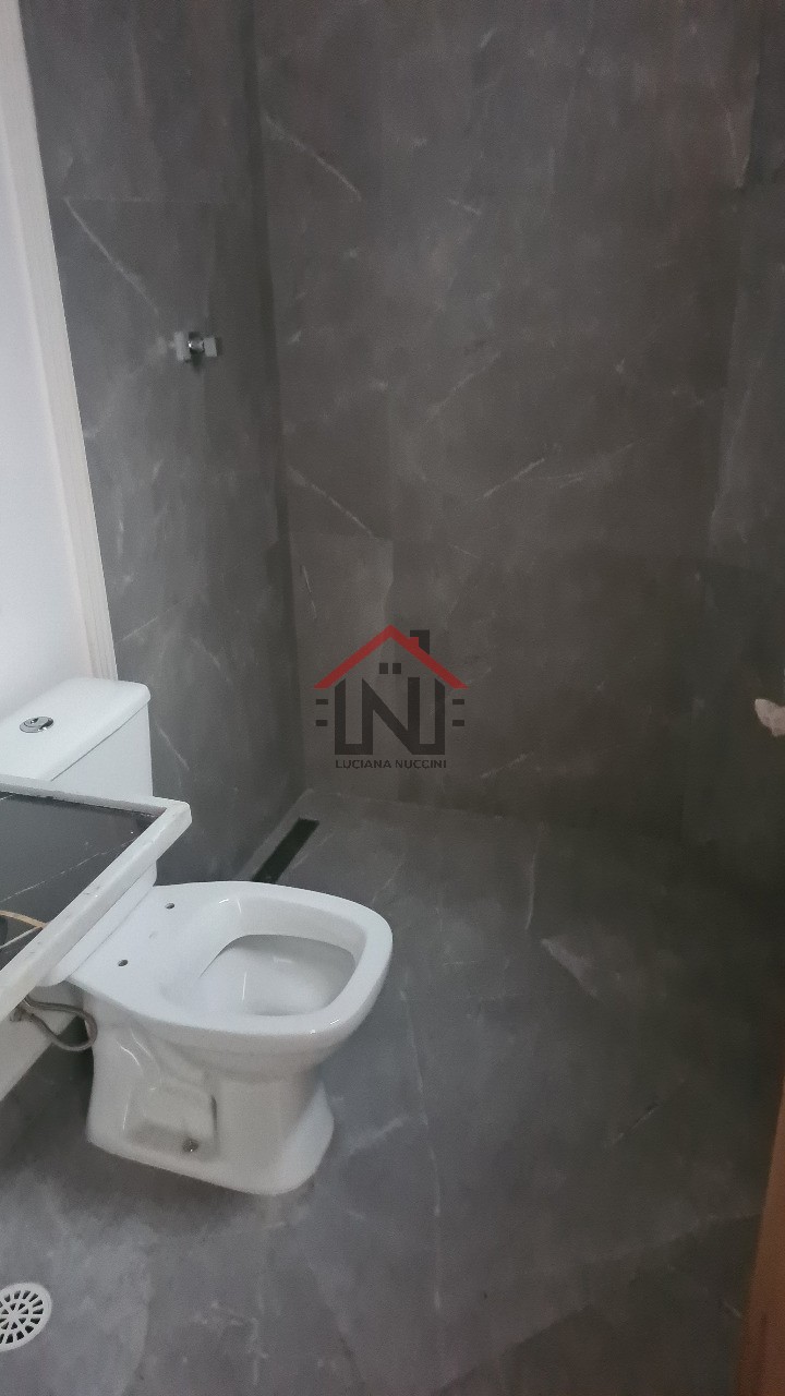 Imperdível! Casa à venda em São Paulo - Chácara Inglesa, 3 quartos, 3 suítes, 2 salas, 4 banheiros, 2 vagas, 165m².
