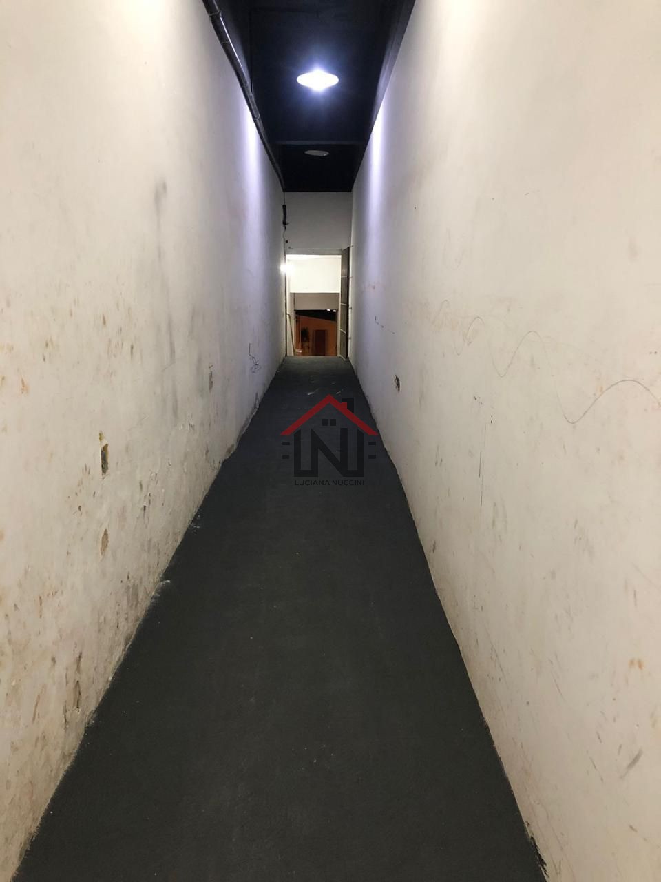 Galpão Industrial de Alto Padrão para Locação em Pinheiros, São Paulo-SP: 3 Banheiros, 370m² - Imperdível!