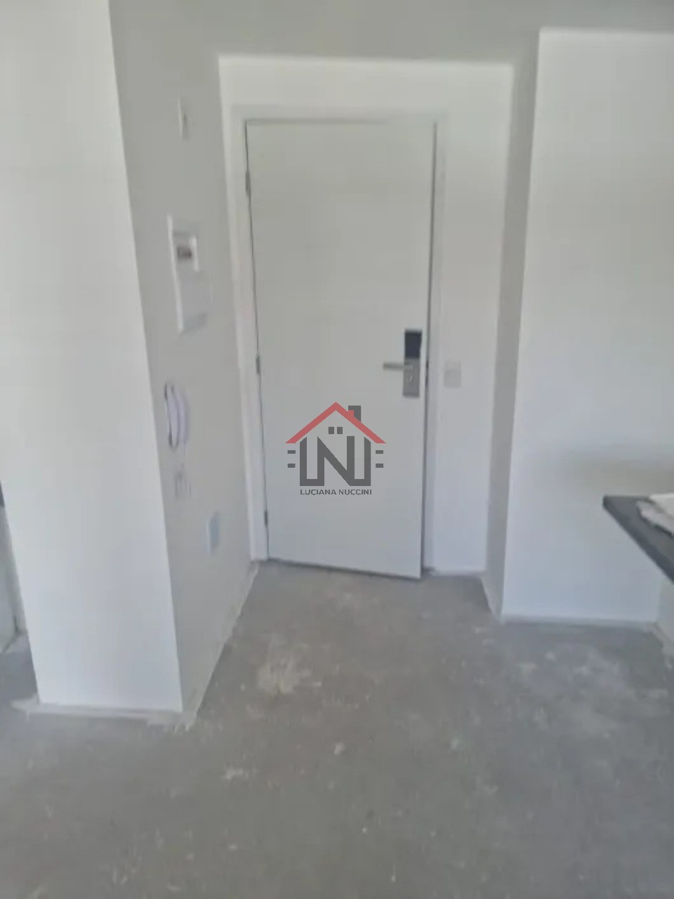 Apartamento à venda em Indianópolis, São Paulo-SP! 1 quarto, 1 sala, 1 banheiro, 29m². Venha conferir!