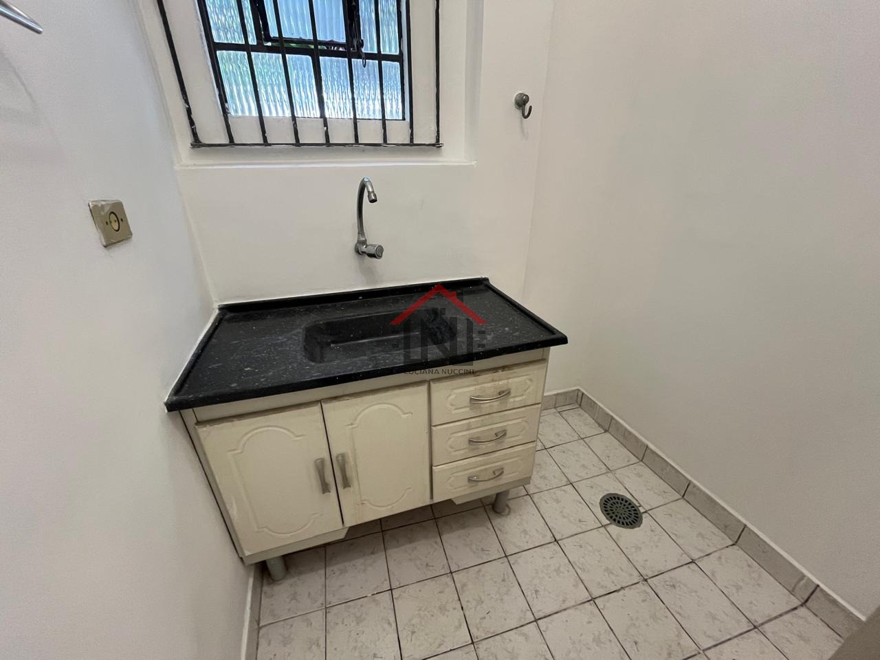Galpão Comercial de Alto Padrão para Locação na Vila Prudente, São Paulo-SP: 4 Salas, 4 Banheiros, 689,00 m² de Área.