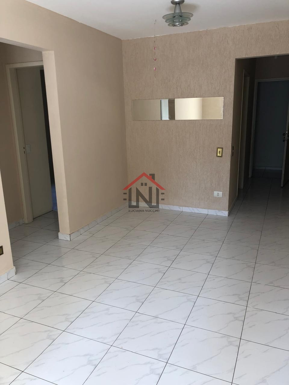 Imperdível apartamento à venda em São Paulo-SP, Vila Guarani (z Sul) - 2 quartos, 2 salas, 1 banheiro, 1 vaga, 54m².