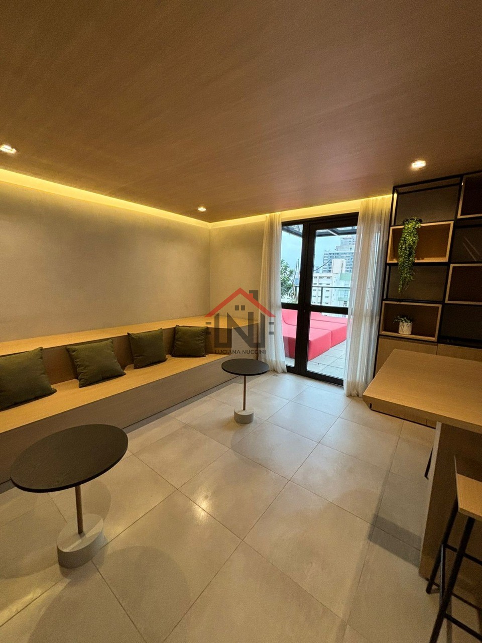 Studio para locação no Jardim das Acácias, São Paulo-SP: 1 quarto, 1 banheiro, 28m² de área. Encontre seu espaço perfeito!
