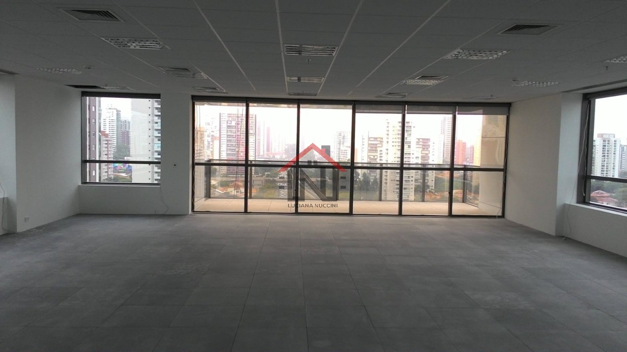 Excelente conjunto comercial para locação em São Paulo-SP, Cidade Monções: 1 sala, 1 banheiro, 8 vagas, 266,50m² de área.
