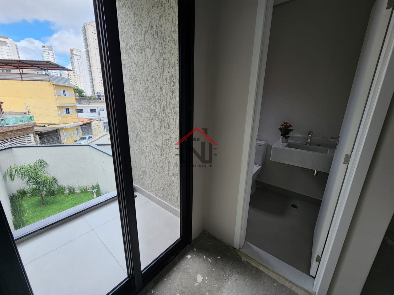 Apartamento de luxo com 3 suítes no Bosque da Saúde, São Paulo-SP: 4 banheiros, 2 vagas de garagem, 150m² de área