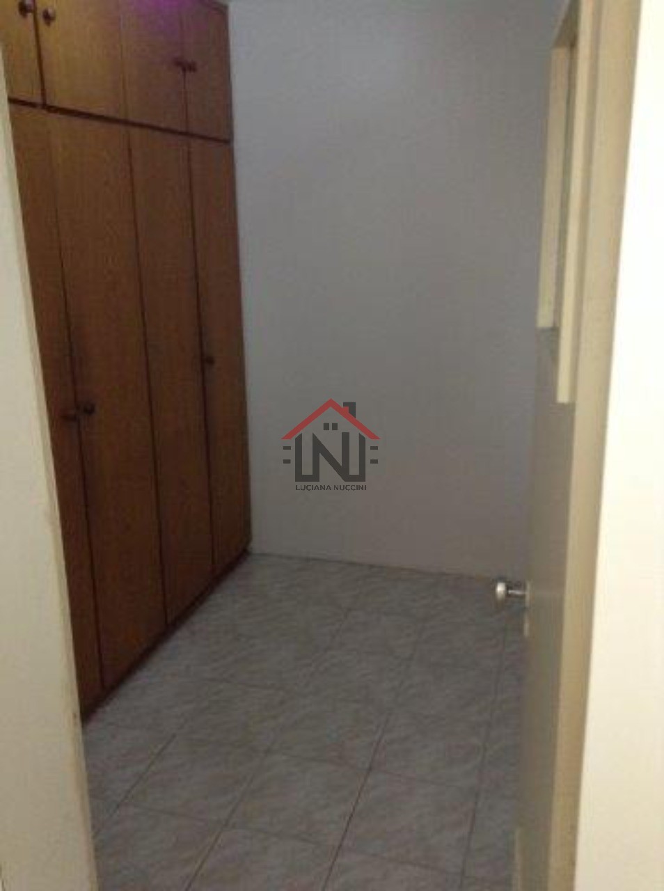 Apartamento de luxo no coração de SP: 3 quartos, 1 suite, 1 sala, 1 banheiro, 2 vagas de garagem, 170m² no Jardim Paulista!