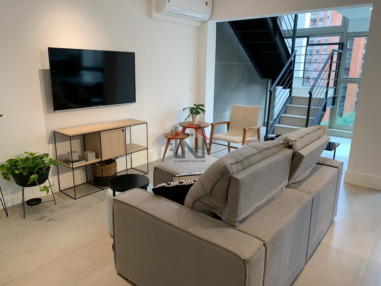 Imperdível apartamento à venda ou locação no Jardim Paulista, São Paulo-SP: 1 quarto, 1 suíte, 2 banheiros, 2 vagas, 85,83m².