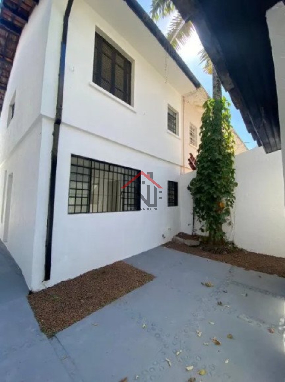 Excelente oportunidade: casa à venda na Vila Olímpia, São Paulo-SP, com 3 salas, 3 banheiros e 75,00 m² de área.
