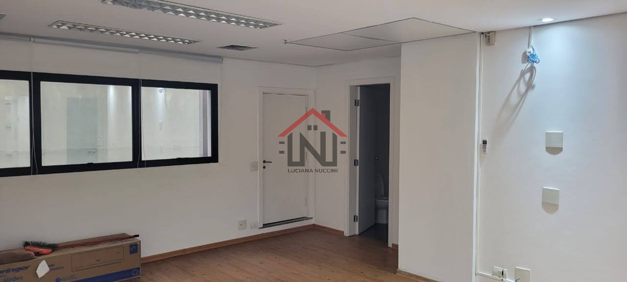Conjunto Comercial de Alto Padrão no Jardim Paulista, São Paulo-SP: 1 Sala, 3 Banheiros, 2 Vagas, 137m². Venha Conferir!