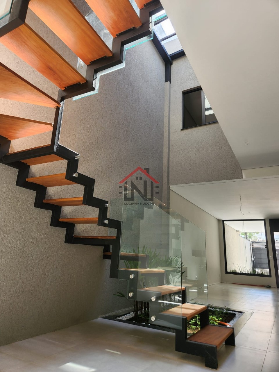 Apartamento de luxo com 3 suítes no Bosque da Saúde, São Paulo-SP: 4 banheiros, 2 vagas de garagem, 150m² de área