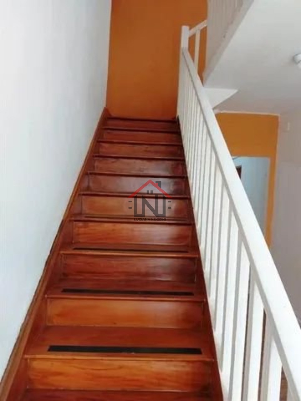 Locação de Casa Comercial na Vila Clementino, São Paulo-SP: 5 Salas, 2 Banheiros, 150m² de Área.