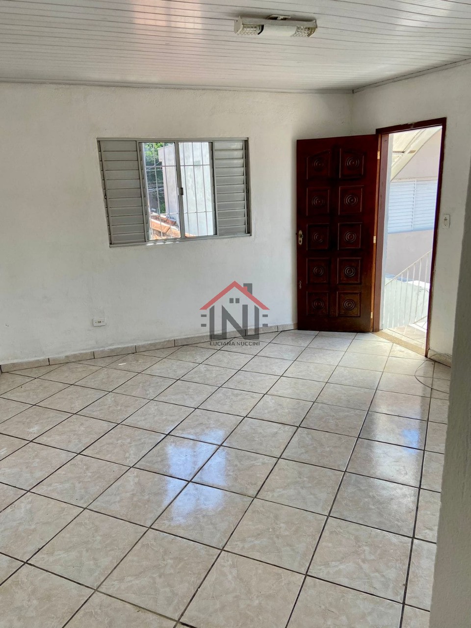 Imperdível! Casa à venda em São Paulo-SP, no Ipiranga. 4 quartos, 2 suítes, 1 sala, 3 banheiros, 2 vagas de garagem. 650m².