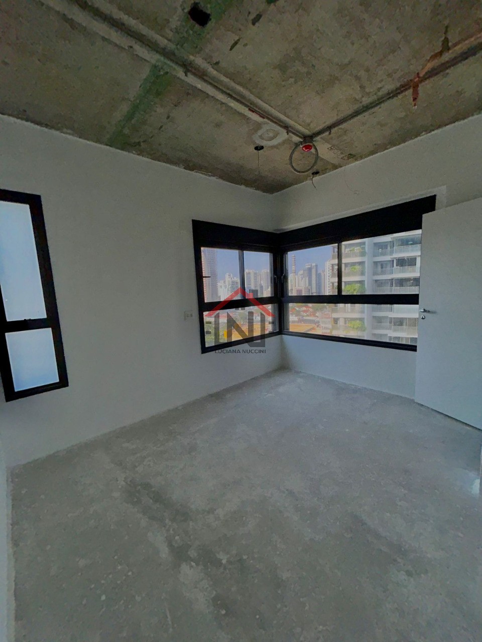 Apartamento à venda em São Paulo-SP, Jardim das Acácias: 3 quartos, 1 suíte, 2 banheiros, 105m², 2 vagas de garagem.