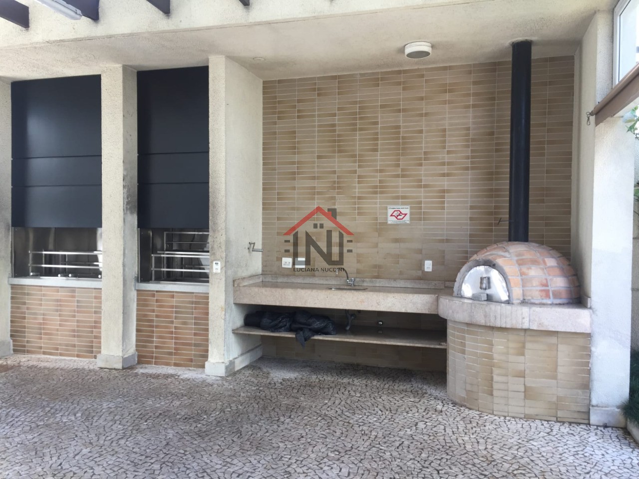Imperdível! Apartamento à venda no Ipiranga, São Paulo-SP, com 3 quartos, 1 suíte, 1 sala, 3 banheiros, 2 vagas e 108m²