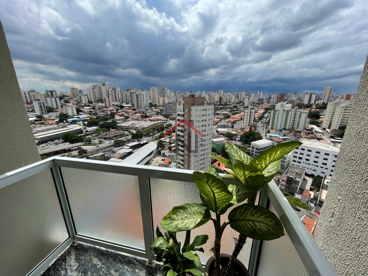 Apartamento de 2 quartos na Vila da Saúde, São Paulo-SP: 120m², 1 suíte, 1 vaga, 2 banheiros. Venha conferir!