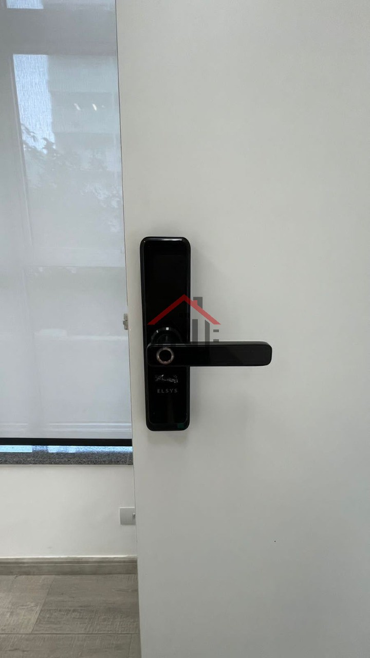 Conjunto Comercial à Venda ou Locação no Brooklin Paulista, São Paulo - 140m², 1 Sala, 1 Banheiro e 3 Vagas de Garagem