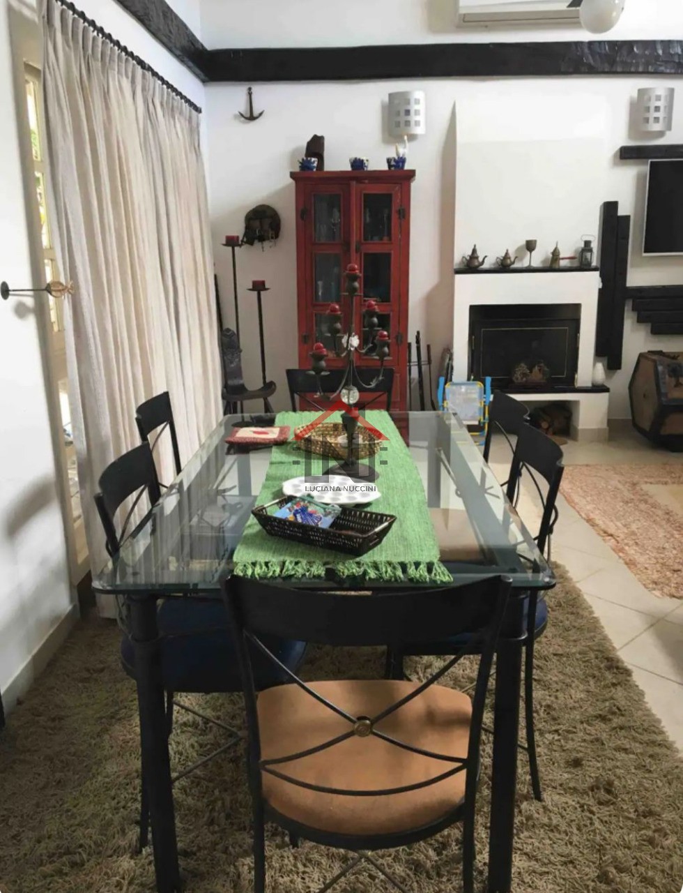 Casa à venda em São Sebastião-SP, bairro Paúba: 3 quartos, 1 sala, 2 banheiros, 240,00 m² de área.