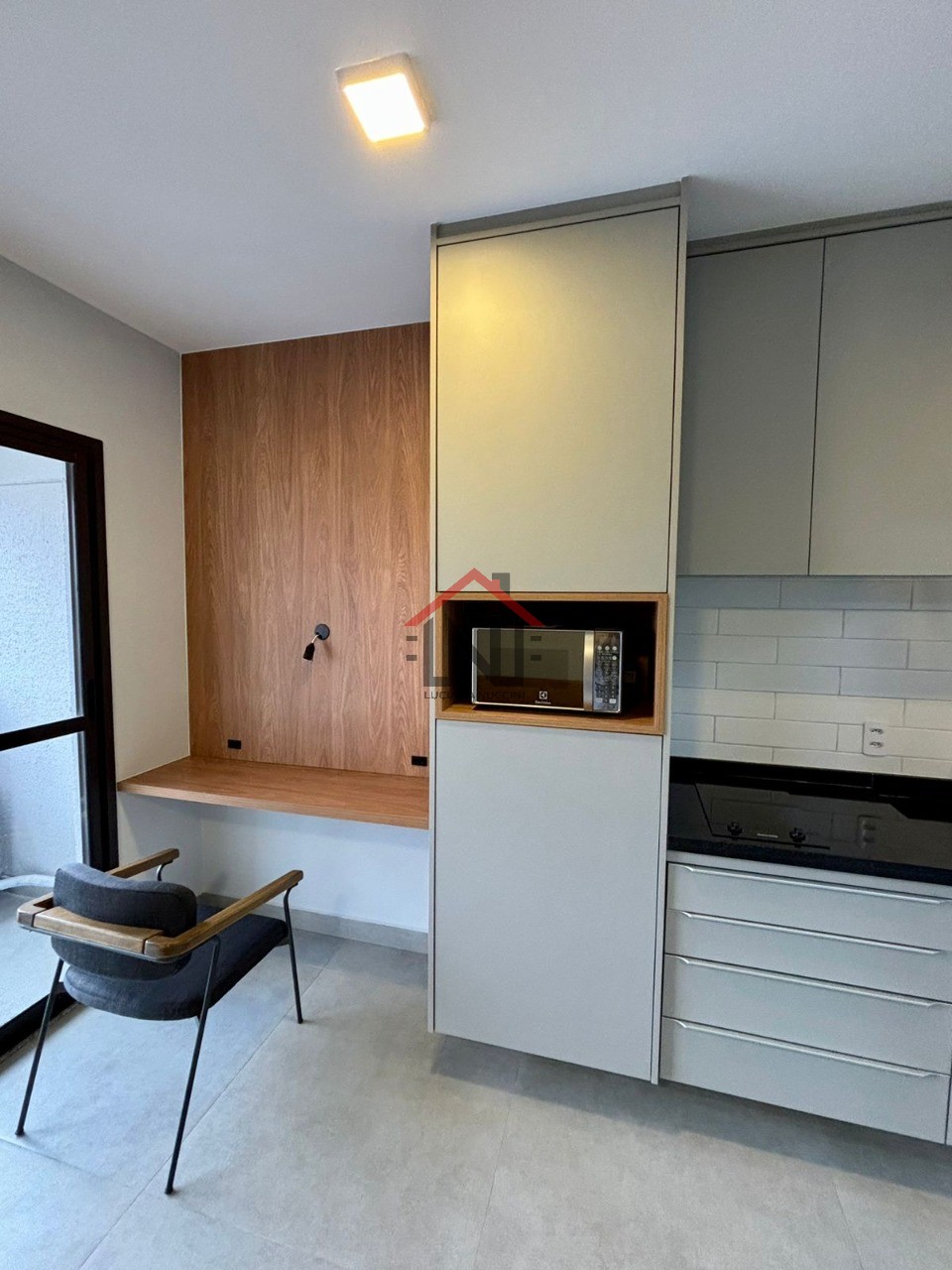 Studio para locação no Jardim das Acácias, São Paulo-SP: 1 quarto, 1 banheiro, 28m² de área. Encontre seu espaço perfeito!