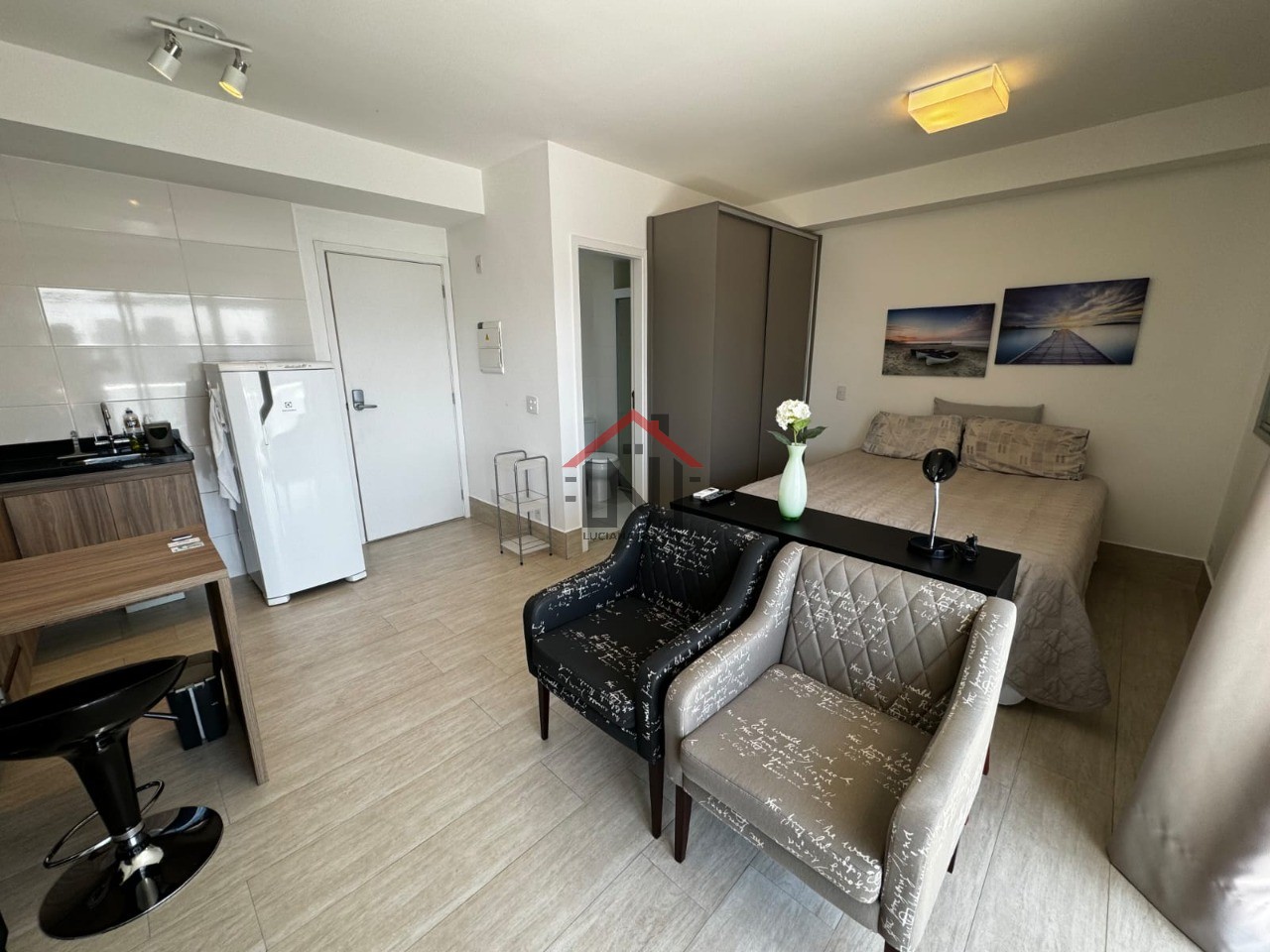 Studio de luxo em condomínio exclusivo em Santo Amaro, São Paulo - 1 quarto, 1 banheiro, 1 vaga - 33m² de elegância!