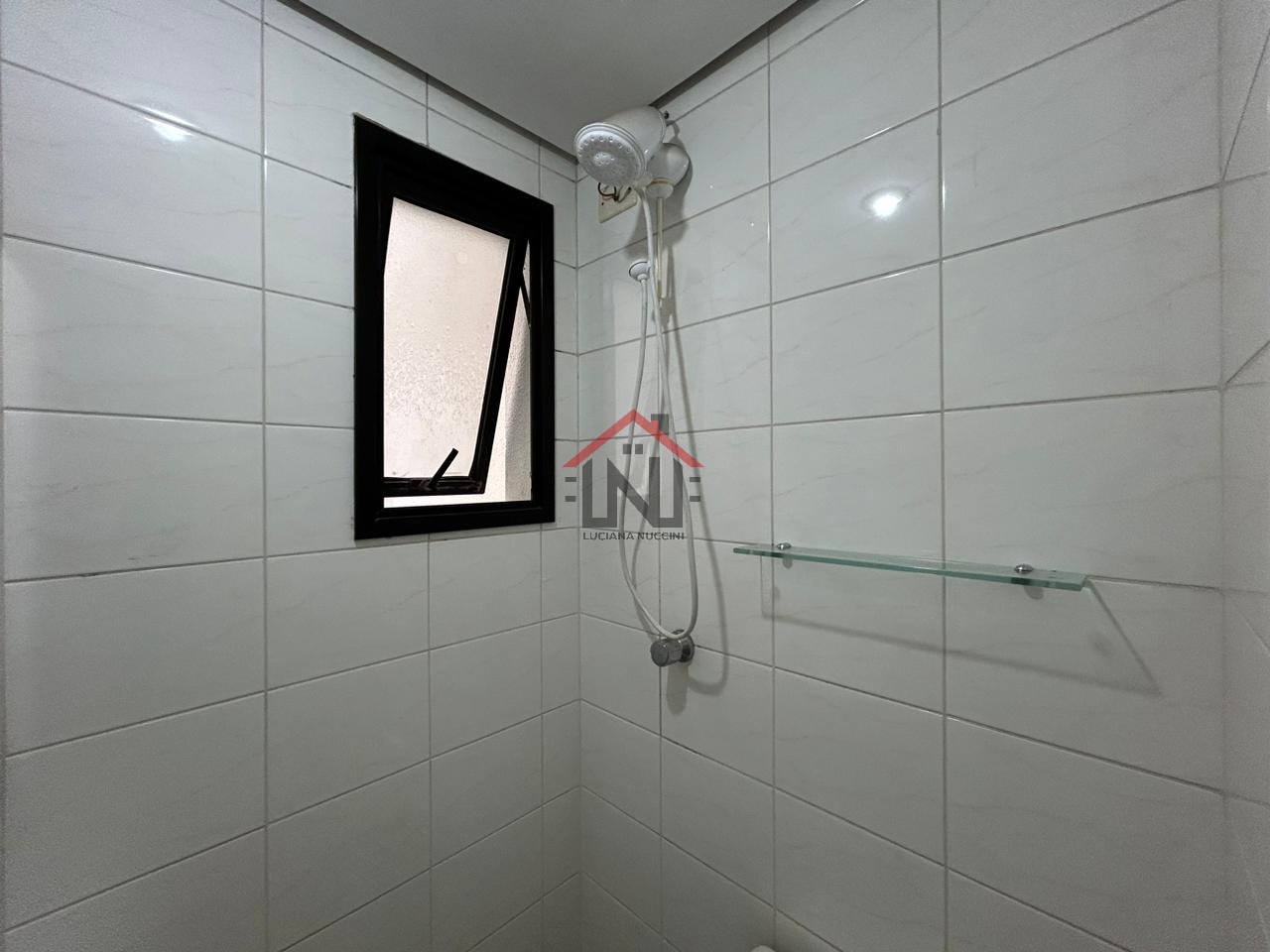 Apartamento para locação na Vila Cordeiro, São Paulo-SP: 3 quartos, 1 suíte, 2 vagas, 102m² de área.
