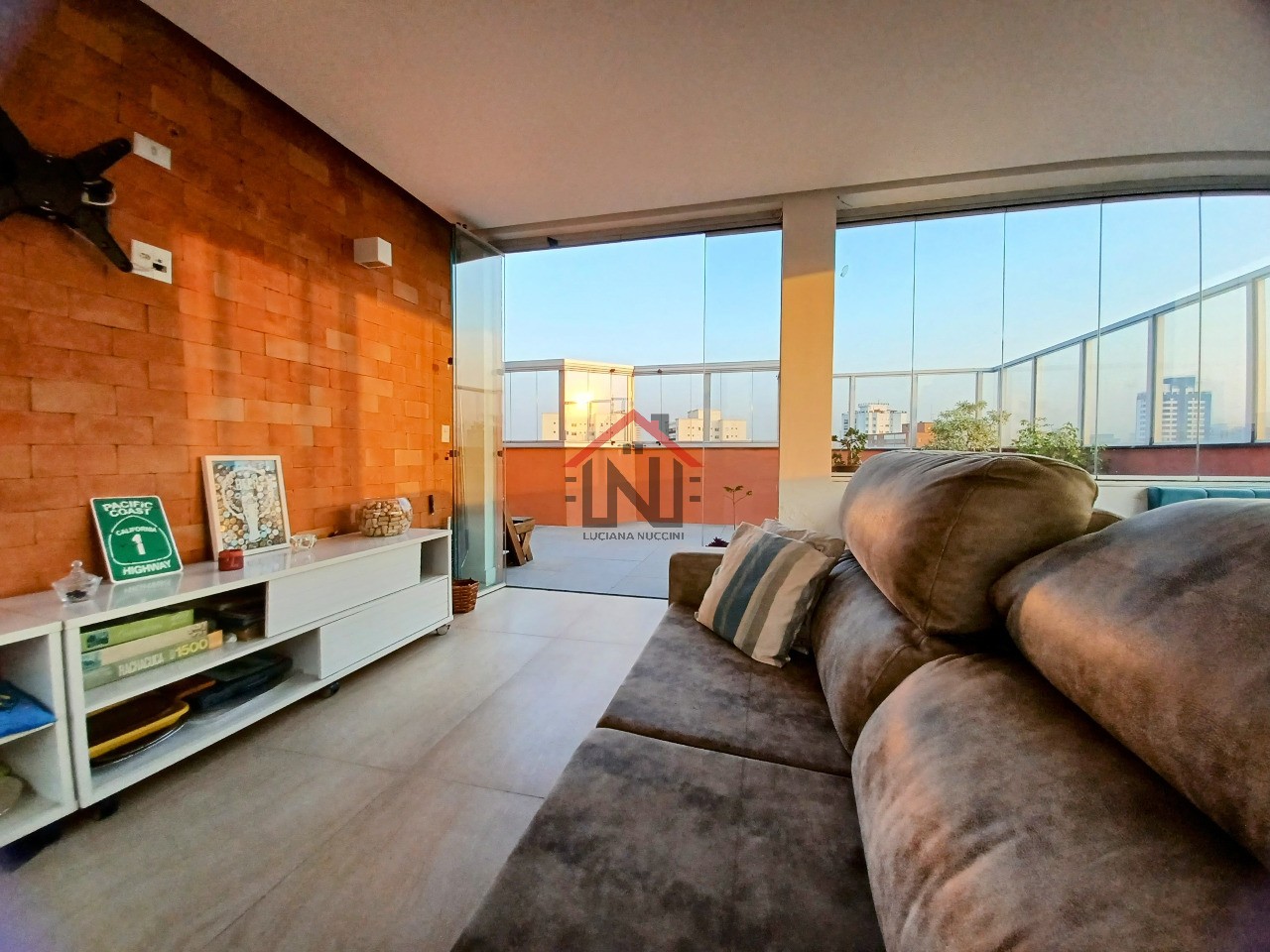 Apartamento à venda em SP: 3 quartos, 1 suíte, 3 banheiros, 3 vagas. Venha conhecer na Vila Dom Pedro I!